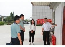 信阳市科技局李强副局长一行走访信阳市灵石科技有限公司